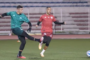 Thủ môn Neil Etheridge có mặt trong buổi tập đầu tiên của Philippines chuẩn bị cho trận gặp đội tuyển Việt Nam. ẢNH: PFF 