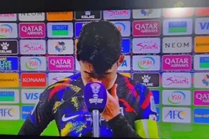 Son Heung-min khóc trong cuộc trả lời phỏng vấn sau thất bại ở trận bán kết Asian Cup 2023. ẢNH: CHOSEN 
