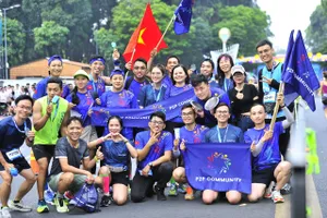 Khoảng 700 chân chạy phong trào của P2P Community tham dự Run To Live 2024. ẢNH: NVCC 