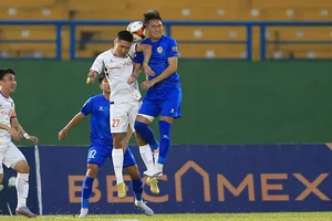 B.Bình Dương và Quảng Nam từng cầm hòa nhau ở trận lượt đi. 