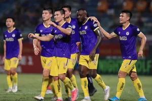 Tuấn Hải ghi bàn cho Hà Nội FC trước khi hội quân cùng đội tuyển Việt Nam. ẢNH: MINH HOÀNG 