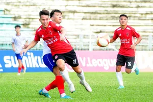 HLV Phan Văn Giàu cùng nhóm cầu thủ Long An đã lên Gia Lai hội quân chuẩn bị cho mùa giải 2024-2025. 