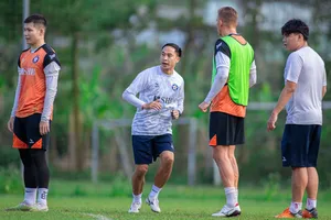 Tân HLV Lê Đức Tuấn cùng Đà Nẵng có chuyến làm khách dự báo đầy khó khăn tại Bình Định. 