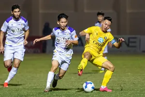 Trận đấu giữa Hà Nội FC và Thanh Hóa thuộc vòng 17 V-League 2024-2025 chứng kiến trọng tài đến từ Malaysia điều hành. 