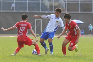 Huế và Đồng Nai là 2 CLB đang xếp cuối bảng trước khi thi đấu vòng 15 Giải hạng Nhất quốc gia 2024-2025. ẢNH: KIM PHỤNG