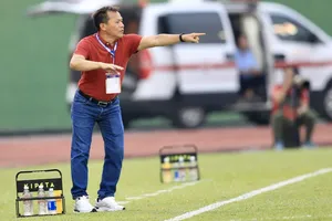 CLB nữ TPHCM đăng ký cựu tuyển thủ Lư Đình Tuấn giữ chức danh HLV trưởng 