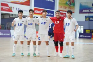 Niềm vui của các cầu thủ Thái Sơn Bắc. ẢNH: ANH TRẦN 