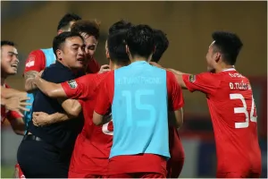 Danh thủ Nguyễn Đức Thắng chia tay TC-Viettel lần thứ hai. 