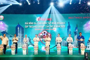 Lễ khai mạc Giải bóng đá Cộng đồng Tập đoàn Becamex - Cúp Becamex Group lần thứ 18. ẢNH: ANH TRẦN 