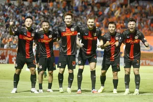 Tân binh Ninh Bình củng cố ngôi đầu sau vòng 3 V-League 2025-2026. ẢNH: DŨNG PHƯƠNG 