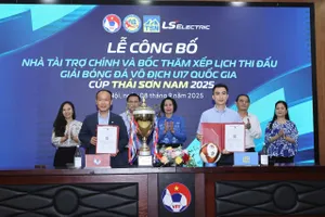 Thái Sơn Nam tiếp tục đồng hành trong sự nghiệp bóng đá trẻ Việt Nam. ẢNH: MINH HOÀNG 