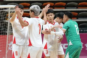 Niềm vui của đội tuyển futsal Việt Nam khi tiến gần tấm vé dự vòng chung kết Giải futsal châu Á 2026. ẢNH: ANH TRẦN 