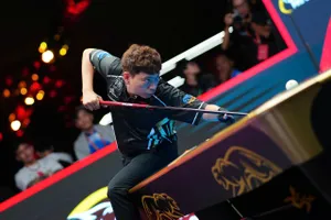 Tay cơ Dương Quốc Hoàng trở thành niềm hy vọng cuối cùng của chủ nhà Việt Nam tại Giải vô địch thế giới 10 bi nam 2025. ẢNH: TÂM HÀ