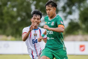 Tiền vệ Laken Limbu đang là đội trưởng của Kirivong Sok Sen Chey dự Giải VĐQG Campuchia. ẢNH: FBNV 