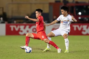 Đội khách Đà Nẵng thua ngược Viettel FC. ẢNH: ANH TRẦN 