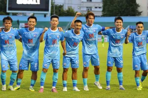 Các cầu thủ Khánh Hòa khởi đầu mùa giải 2025-2026 đầy thăng hoa. ẢNH: ANH TRẦN 