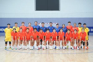 Đội tuyển futsal nữ Việt Nam hội quân trở lại chuẩn bị cho SEA Games 33. ẢNH: QUỐC KHANH
