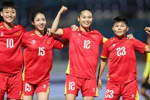 Tuyển nữ Việt Nam khởi đầu hành trình bảo vệ ngôi hậu SEA Games bằng chiến thắng đậm trước Malaysia. ẢNH: DŨNG PHƯƠNG 