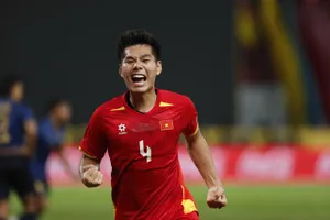 Trung vệ Nguyễn Hiểu Minh là một trong những ứng viên cho danh hiệu Cầu thủ trẻ xuất sắc nhất năm 2025. ẢNH: DŨNG PHƯƠNG 