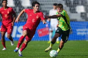 U23 Thái Lan (áo đỏ) thua ngược U23 Australia. ẢNH: FAT 