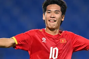 Tiền vệ Lê Văn Thuận là người đã góp công lớn mang về bàn thắng thứ 2 cho U23 Việt Nam. ẢNH: AFC 