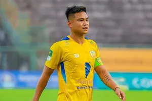 Đội hạng Nhất Đồng Tháp đang trải qua mùa giải 2025-2026 đầy khó khăn. ẢNH: HOÀI ĐỨC