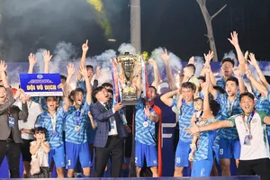 Gần 1.500 cổ động viên đến xem chung kết bóng đá 6 người tại TPHCM