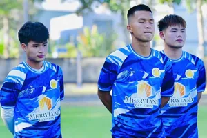 Quy Nhơn United xa dần tấm vé thăng hạng V-League khi để thua CLB TPHCM