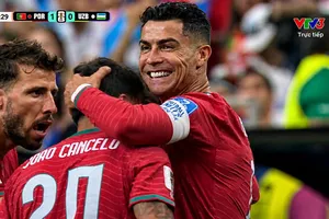 Cristiano Ronaldo trở thành cầu thủ đầu tiên ghi bàn ở 6 kỳ World Cup liên tiếp. ẢNH: VTV 