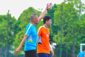HLV Bùi Đoàn Quang Huy có màn ra mắt ấn tượng cùng Hưng Yên tại vòng 1 Giải hạng Nhất quốc gia 2026-2027. ẢNH: CLB 