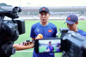 HLV Kim Sang-sik: “Tuyển Việt Nam đã quên trận thua Thái Lan”