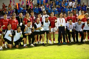 Niềm vui chiến thắng của Becamex TPHCM. ẢNH: DŨNG PHƯƠNG 