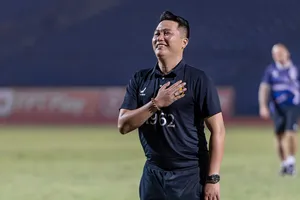 HLV Mai Xuân Hợp luôn mang tình yêu da diết với bóng đá quê hương Thanh Hóa. ẢNH: HOÀNG SƠN