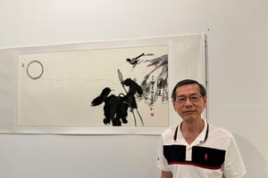 华人越侨书画家沈金和第三次回国举行个人书画展。