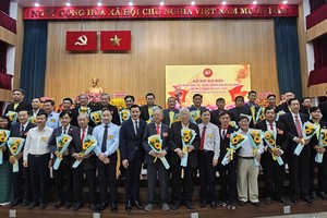 胡志明市龙狮协会召开第一届代表大会。