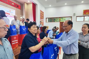 堤岸坊携手温陵会馆举行“情义春节”活动