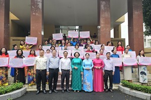 各街区妇女积极响应坊妇女会发起的爱国竞赛运动。