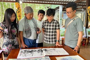 华人画家参加金欧创作营交流展。