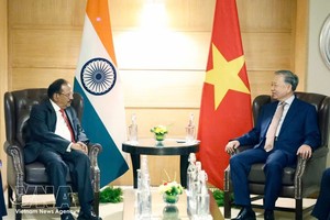 党中央总书记、国家主席苏林会见印度国家安全顾问多瓦尔。
