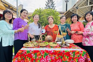 “端午共聚”市集重现传统集市风貌。 