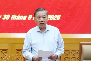 党中央总书记、国家主席苏林主持召开2025—2030年任期中央军委会议。图自越通社