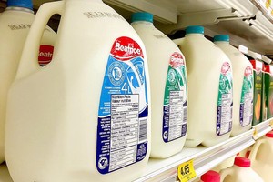 加拿大部分乳制品被列入此次美国禁止进口的商品清单。图：CBC