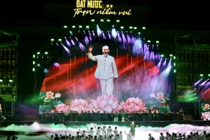 Chương trình nghệ thuật “Đất nước trọn niềm vui”: Vang vọng hào hùng, tiếp bước vinh quang