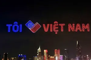 Tổng duyệt trình diễn 10.500 drone: Lung linh sắc màu đêm hội thành phố mang tên Bác