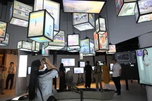 Triển lãm “Những con mắt của thời gian”: Ký ức đô thị trong không gian số