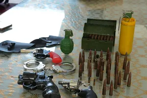 Hậu Giang: Bắt tạm giam hai nhóm thanh niên hỗn chiến, thu giữ nhiều vũ khí quân dụng và ma túy