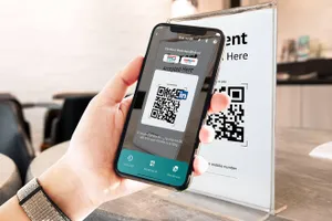 Giao dịch không dùng tiền mặt qua QR code tăng gần 893%