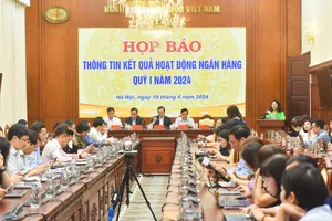 Tín dụng lấy lại đà tăng trưởng, lãi suất cho vay bình quân giảm 0,6%