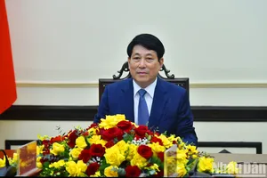 Chủ tịch nước Lương Cường hội đàm trực tuyến với Tổng Bí thư, Chủ tịch nước Lào