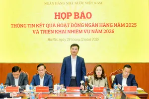 Phó Thống đốc NHNN Phạm Thanh Hà chủ trì buổi họp báo. Ảnh: NHNN
